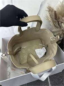 Сумка DIOR 136992 - фото 246847