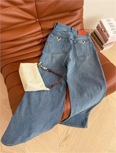 Джинсы VALENTINO 133430