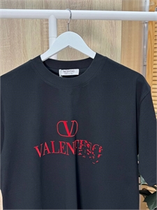 Футболка Valentino 138395 - фото 253916 Футболка Valentino 138395 - фото 253916