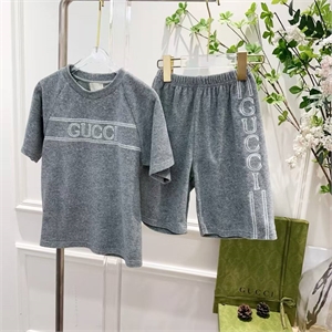 Костюм GUCCI 139350 - фото 258728 Костюм GUCCI 139350 - фото 258728