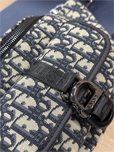 Сумка DIOR 139439 - фото 259342 Сумка DIOR 139439 - фото 259342