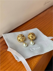 Серьги DIOR 139563 - фото 260082 Серьги DIOR 139563 - фото 260082