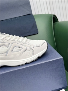 Кроссовки DIOR 139688 - фото 260885 Кроссовки DIOR 139688 - фото 260885