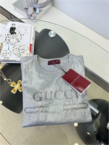 Футболка GUCCI 134942_19F29 - фото 262551 Футболка GUCCI 134942_19F29 - фото 262551