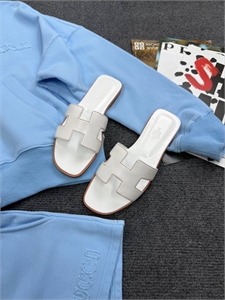 Костюм GUCCI 140699 - фото 265567 Костюм GUCCI 140699 - фото 265567