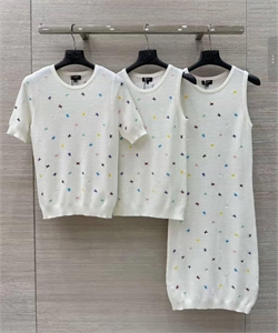 Майка CHANEL 140826 - фото 266369 Майка CHANEL 140826 - фото 266369