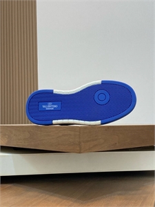 Кроссовки VALENTINO 140878 - фото 266666