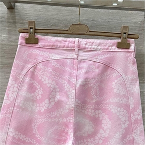 Джинсы CHANEL 141298 - фото 268587 Джинсы CHANEL 141298 - фото 268587