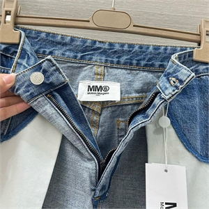 Джинсы  MAISON MARGIELA 141440