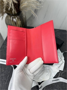 Обложка CHANEL 141591