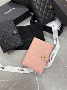 Обложка CHANEL 143650 - фото 278818