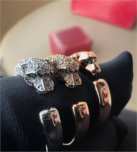 Кольцо CARTIER с камнями 144287