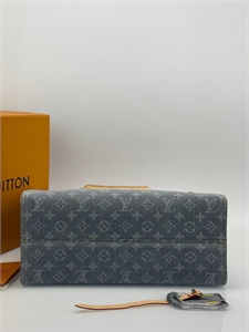 Сумка  LOUIS VUITTON 144352