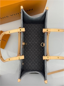 Сумка  LOUIS VUITTON 144352