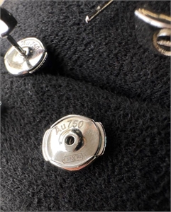 Серьги CARTIER 144363