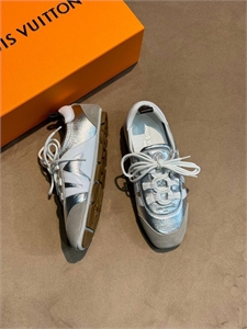 Кроссовки LOUIS VUITTON 143881