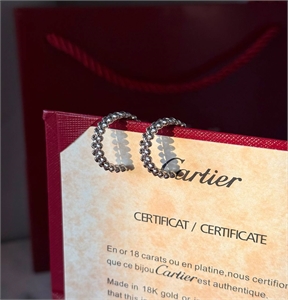 Серьги CARTIER 144582