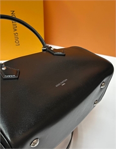 Сумка  LOUIS VUITTON 144659 - фото 284166