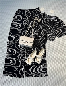 Костюм CHANEL 144812