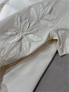 Футболка BRUNELLO CUCINELLI 145031 - фото 286489 Футболка BRUNELLO CUCINELLI 145031 - фото 286489