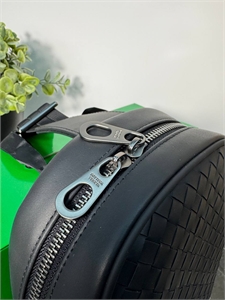 Нагрудная сумка BOTTEGA VENETA 145647 - фото 290497 Нагрудная сумка BOTTEGA VENETA 145647 - фото 290497