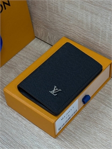Визитница LV 145753 - фото 291132 Визитница LV 145753 - фото 291132