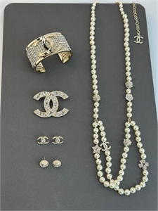 Серьги CHANEL 146382 - фото 294661 Серьги CHANEL 146382 - фото 294661