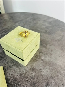 Браслет Van Cleef 5 мотивов 146615 - фото 295915 Браслет Van Cleef 5 мотивов 146615 - фото 295915