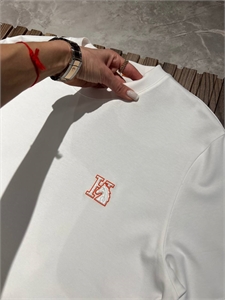 Футболка BURBERRY 147565 - фото 301040 Футболка BURBERRY 147565 - фото 301040