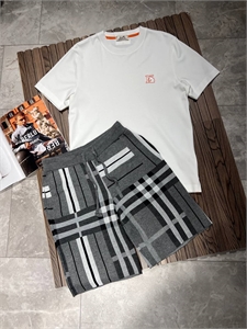 Футболка BURBERRY 147565 - фото 301041 Футболка BURBERRY 147565 - фото 301041