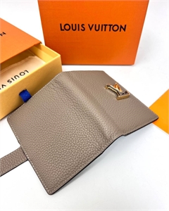 Обложка  LOUIS VUITTON 147815 - фото 302434