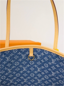 Сумка  LOUIS VUITTON 147818