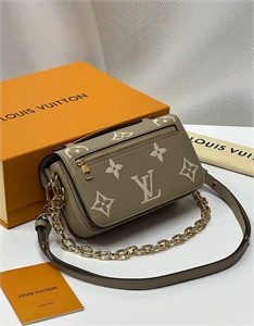 Сумка  LOUIS VUITTON 147871 - фото 302795