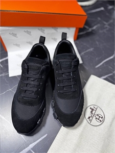 Кроссовки  HERMES 148438 - фото 306421 Кроссовки  HERMES 148438 - фото 306421