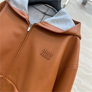 Бомбер MIU MIU Кожа 148543 - фото 307078 Бомбер MIU MIU Кожа 148543 - фото 307078