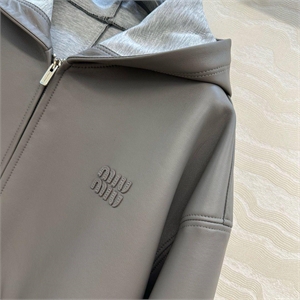Бомбер MIU MIU Кожа 148544 - фото 307090 Бомбер MIU MIU Кожа 148544 - фото 307090