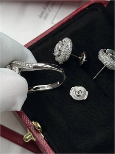 Серьги CARTIER Серебро 925 п 148551 - фото 307142 Серьги CARTIER Серебро 925 п 148551 - фото 307142
