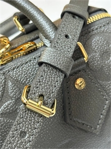 Сумка  LOUIS VUITTON 149989 - фото 313239