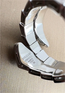 Кольцо BVLGARI один ряд 150060