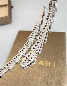 Кольцо BVLGARI один ряд 150060