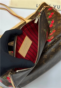 Сумка  LOUIS VUITTON 150066