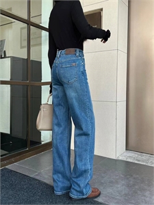 Джинсы BRUNELLO CUCINELLI 150325