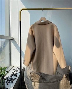 Пальто BRUNELLO CUCINELLI 150468 - фото 316599 Пальто BRUNELLO CUCINELLI 150468 - фото 316599