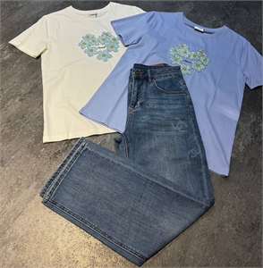 Джинсы CHANEL 150472 - фото 316628 Джинсы CHANEL 150472 - фото 316628