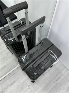 Чемодан RIMOWA 150670 - фото 317826 Чемодан RIMOWA 150670 - фото 317826