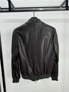 Кожаный бомбер BC 151098 - фото 319511