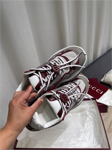 Кроссовки GUCCI 151233