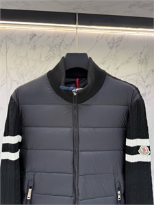 куртка MONCLER 151384 - фото 321435 куртка MONCLER 151384 - фото 321435