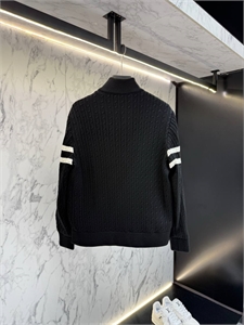 куртка MONCLER 151384 - фото 321437 куртка MONCLER 151384 - фото 321437