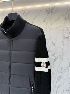 куртка MONCLER 151384 - фото 321438 куртка MONCLER 151384 - фото 321438